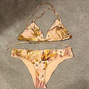 Ripcurl two piece swimsuit